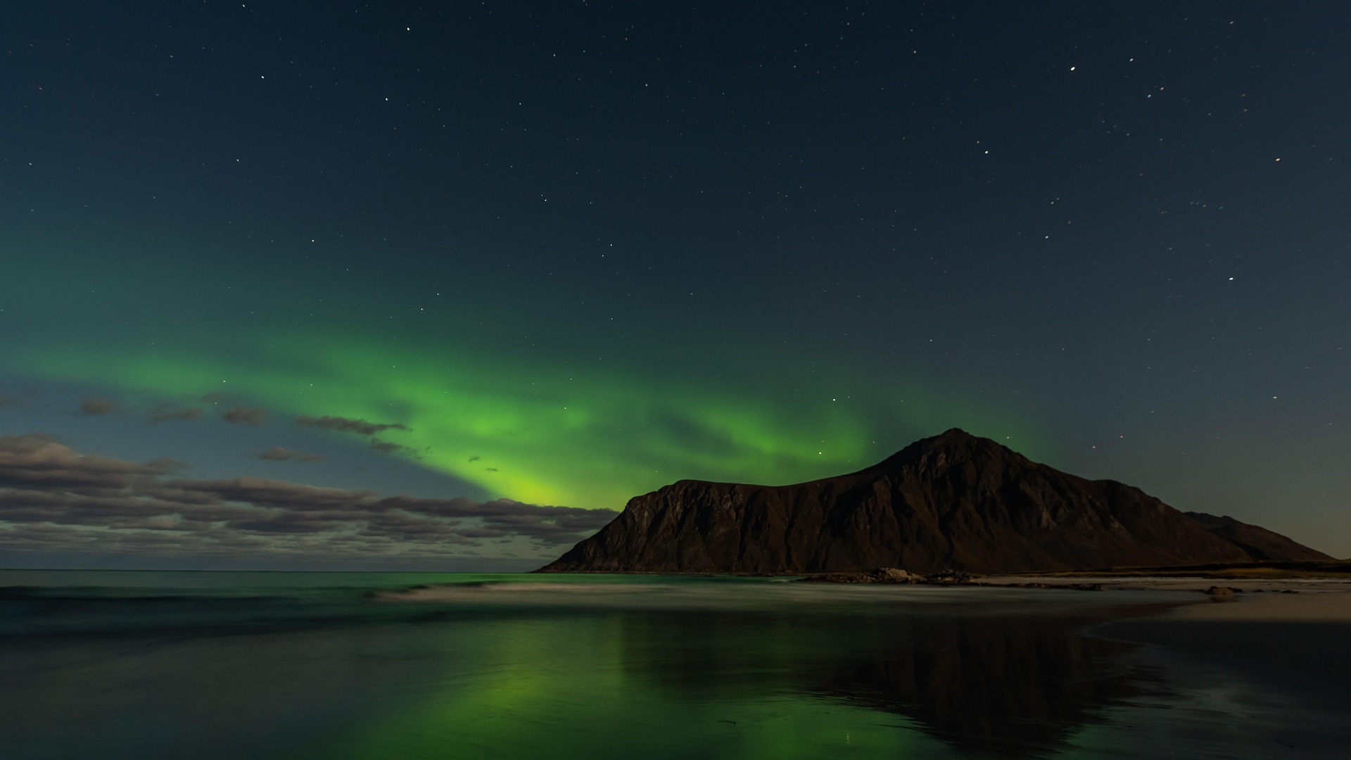 susnpics aurora 4590338 1920